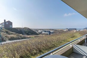 Comfortable 4-person Apartment With Terrace and View