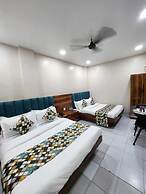 Hotel Neelam Palace