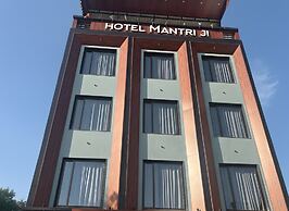 Hotel Mantri Ji