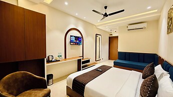 Hotel Mantri Ji