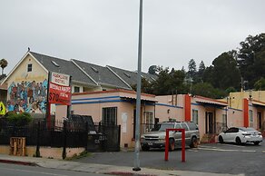 Parklane Motel