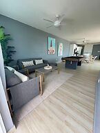 Blue Pearl-4 D'Luxe Beach Retreat