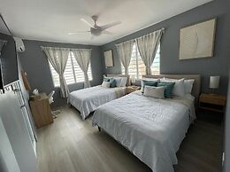 Blue Pearl-4 D'Luxe Beach Retreat