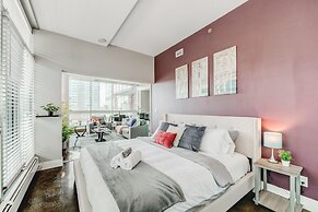 Modern Condo w/ Balcony - Steps From Stampede Park