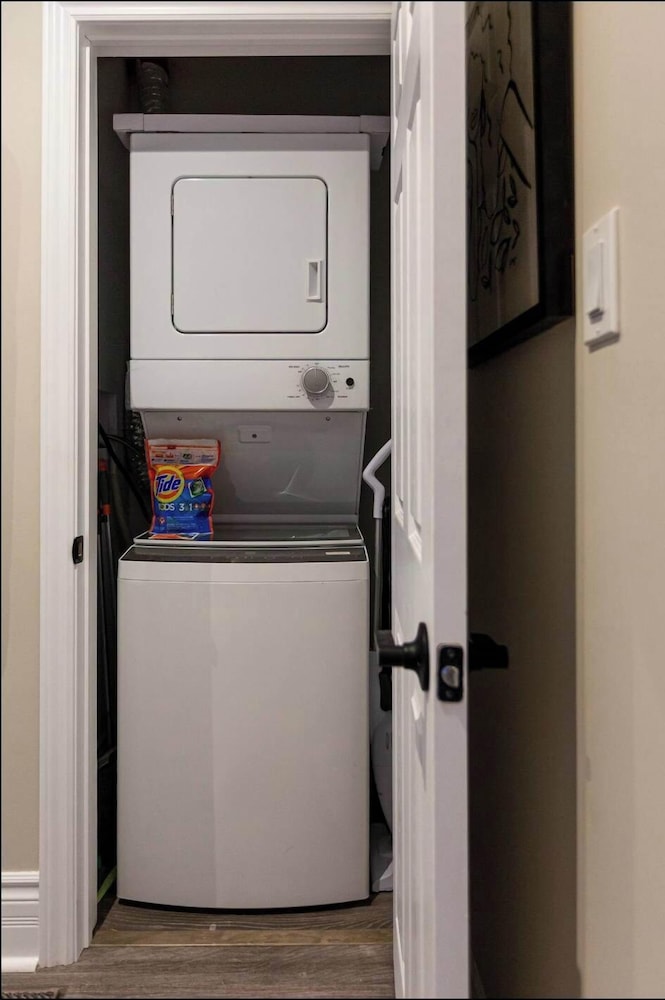 2BR Suite With LRG Patio!