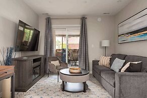 Elegant Suite w Patio, BBQ Grill!