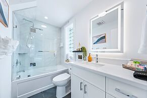 The Mccaul Spacious DT Suite Near Fifa 2026