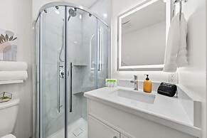 The Mccaul Spacious DT Suite Near Fifa 2026
