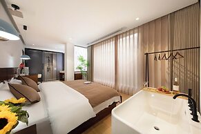 Shangri La cuckoo homestay