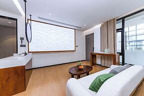 Shangri La cuckoo homestay