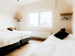 Luxury Holiday Home in Zwevezele