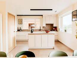 Luxury Holiday Home in Zwevezele