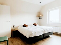 Luxury Holiday Home in Zwevezele