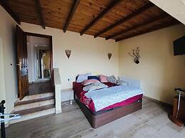 Charming Villa With Private Garden