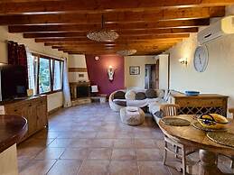 Charming Villa With Private Garden