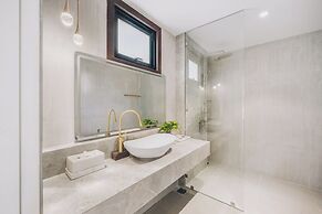 Leva Boutique Hotel