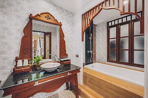 Leva Boutique Hotel