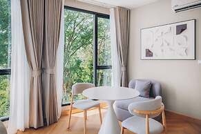 Leva Boutique Hotel