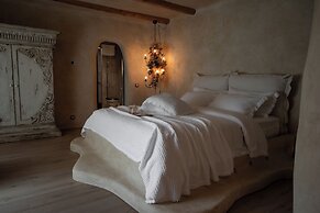 CASTELUL DE LUT