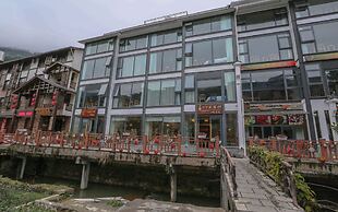 Cozy Boutique Hotel