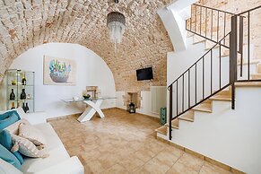 Helios Room
