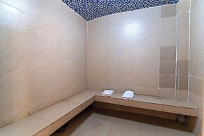 Luxurious Nairobi Apartment With Shared Pool and Modern Amenities