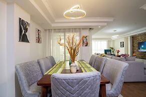 Luxurious Nairobi Apartment With Shared Pool and Modern Amenities