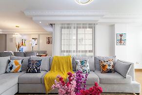 Luxurious Nairobi Apartment With Shared Pool and Modern Amenities