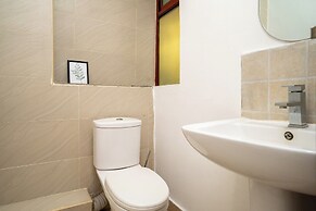 Luxurious Nairobi Apartment With Shared Pool and Modern Amenities