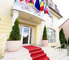 Hotel Imperial Timisoara by JR