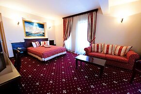 Hotel Imperial Timisoara by JR