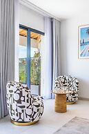 Royal Tiki Lodges