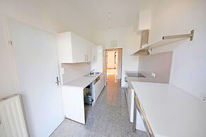 Contemporary Business Apartment in Graz
