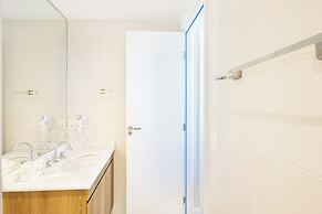 360 The Collection Madalena