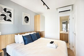 360 The Collection Madalena