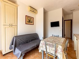 Apartment With air Conditioning and Terrace