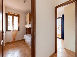 Apartment With air Conditioning and Terrace
