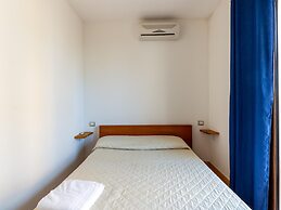 Apartment With air Conditioning and Terrace
