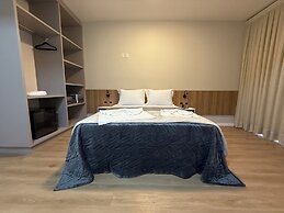 Bon Vivant Hotel
