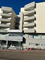 Bon Vivant Hotel