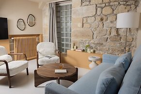 Notre Dame Paris Suite