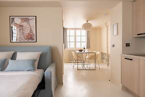 Notre Dame Paris Suite