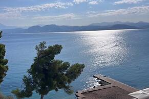 Caecilia Lawrence Bio Sea Villa - Sleeps 12
