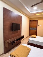 Shri Amman Residency