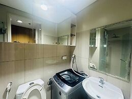 Ritzy Pasay Getaway - Entire Apartment for Rent