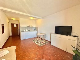 Calma Vista Apartments