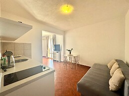 Calma Vista Apartments