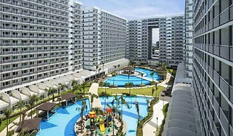 Elegant Pasay City Apartment With Central Heating & Shared Pool