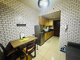 Simple Pasay Getaway - Entire Apartment for Rent