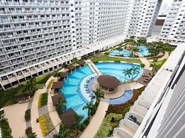 Cheerful Pasay Getaway - Entire Apartment for Rent